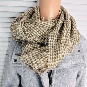 3/$25 LOOK Brown Houndstooth Infinity Scarf